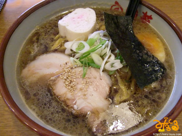 向日葵　醤油ラーメン