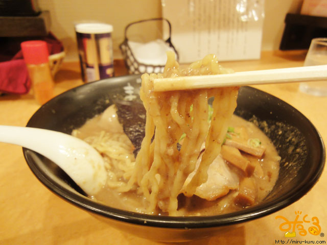 まるは　ラーメン